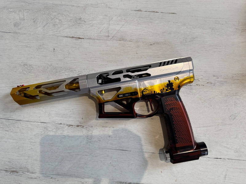 Image 1 for Monkcustoms Oracle2 x Pooty