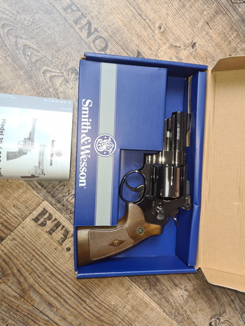 Bild 2 für Smith & wesson revolver airsoft co2