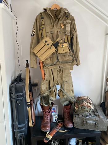 Image 2 for 101st Airborne paratrooper