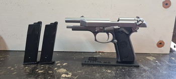 Image 3 pour M9 beretta