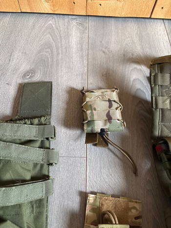 Image 3 pour Chestrig, helm, holster etc.