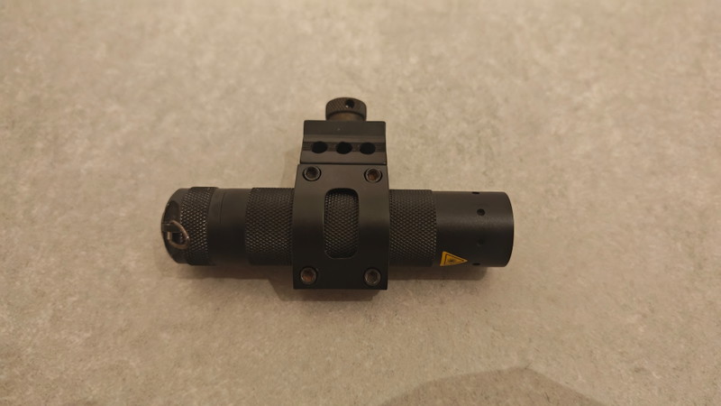 Image 1 for Led lenser + ris mount