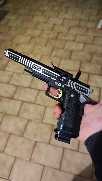 Imagen 2 de Hi-Capa Custom Limcat