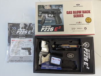 Image 4 for Tokyo Marui P226 E2 - 3x mag - Koffer - Upgraded!