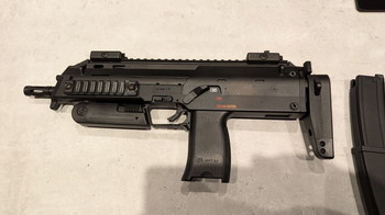 Afbeelding 4 van VFC MP7 GBB + 3 Magazijnen