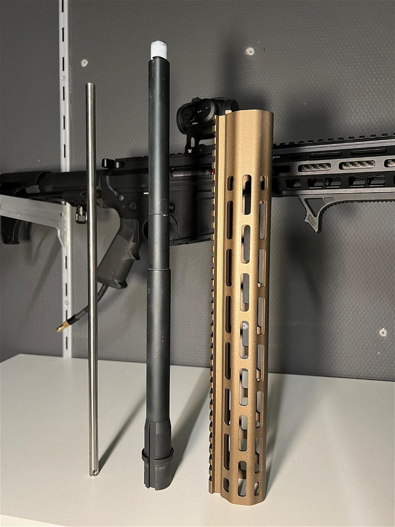 Image 1 pour MTW 13 inch handguard, 14 inch outerbarrel LAMBDA ONE 363mm