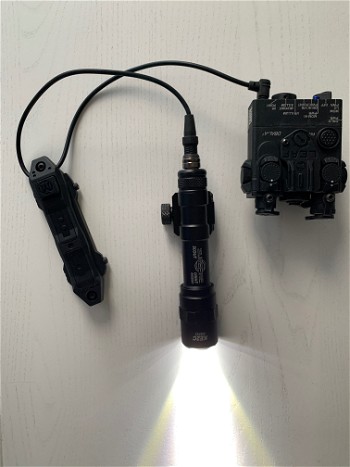 Image 2 for Dbal a2 - Surefire Scout light & switch