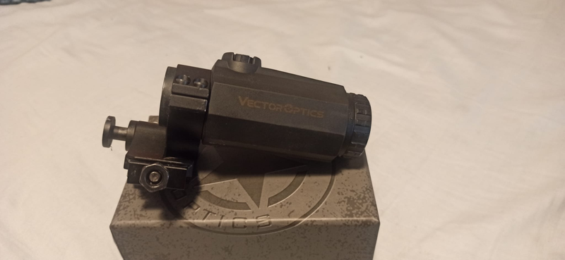 Afbeelding 1 van Magnifier Vector Optics Maverick-III 3x22