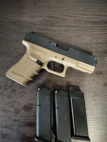 Afbeelding 2 van Glock 17 met 3 mags