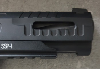 Afbeelding 4 van SSP1 | GBB Airsoft Pistol | Novritsch met cutout slide
