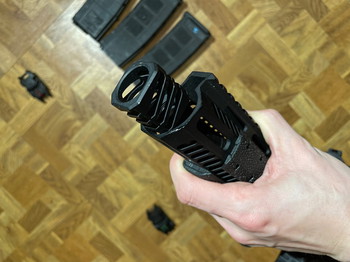 Afbeelding 4 van R15 Zion Arms equipé