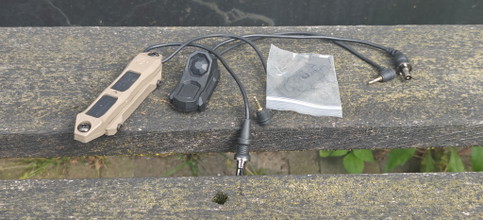 Afbeelding van WADSN Surefire/laser switches