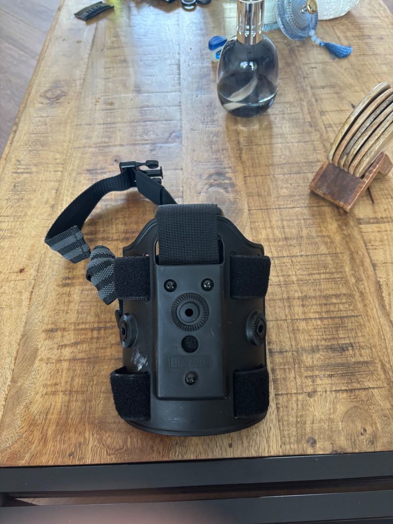Imagen 1 de Nuprol glock 17 holster + been plaat
