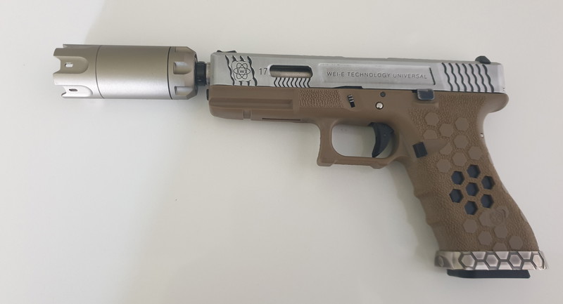 Bild 1 für AW Custom VX0101 Hex Cut tan  V17 met blaster tracer