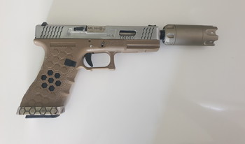 Bild 3 für AW Custom VX0101 Hex Cut tan  V17 met blaster tracer