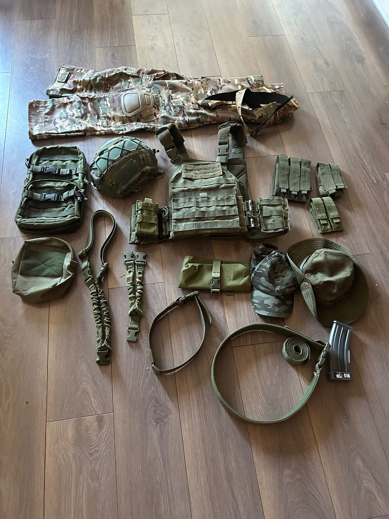 Image 1 for Diverse gear