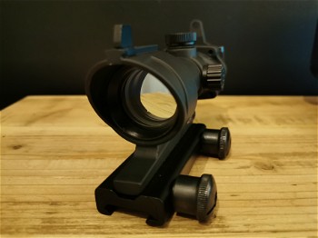 Image 2 for Red Dot ACOG