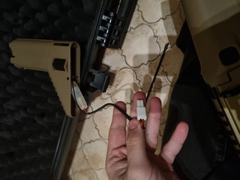 Image 4 for FN HERSTAL SCAR-L met attachments 340FPS | Holographic sight + grip + 4 mid caps + 1 high cap + batterij