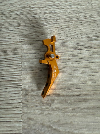 Image 5 for Specna Arms Edge 2.0 SA-H20 (HK416) Full Metal + Upgrades, Attachments, Magazijnen, Batterijen, Oplader en MEER! (complete set)