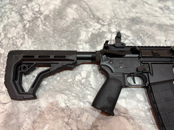 Afbeelding 3 van Daniel Defense MK18 | Specna Arms | AEG | Full upgrades + Brushless