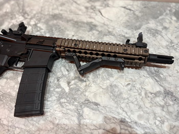 Afbeelding 4 van Daniel Defense MK18 | Specna Arms | AEG | Full upgrades + Brushless
