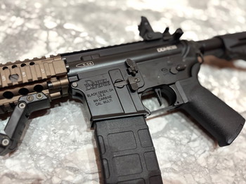Afbeelding 6 van Daniel Defense MK18 | Specna Arms | AEG | Full upgrades + Brushless