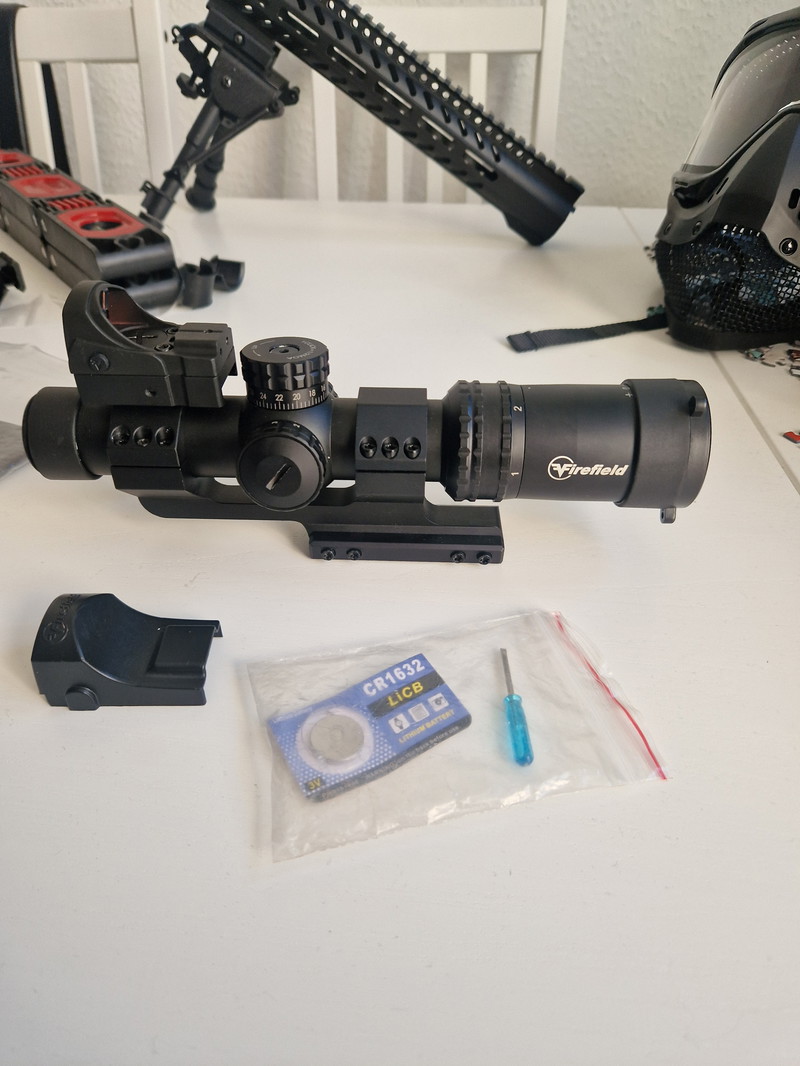 Afbeelding 1 van Firefield Rapidstrike 1-4x24 Riflescope Inc. reddot