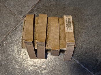 Imagen 2 de Warrior Triple 40mm Grenade/ Flashbang Pouch - MultiCam