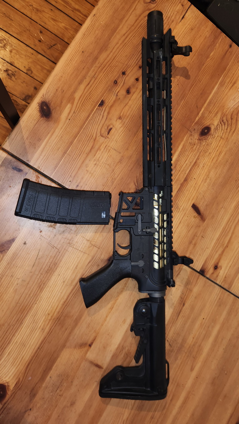 Imagen 1 de M4 AEG GEARBOX GOLDEN