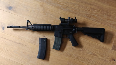 Bild für M4 GBBR VFC  + extra magazine