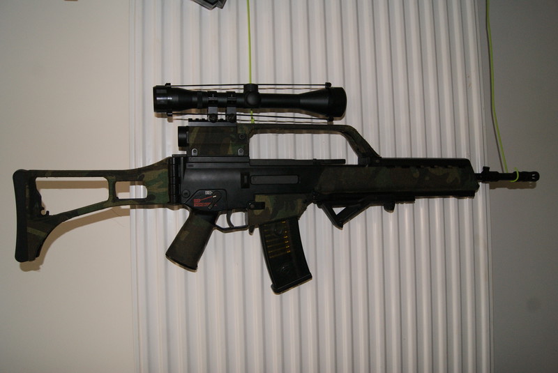 Afbeelding 1 van g36 Marui full custom + 1 replique ++