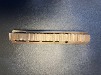 Imagen 3 de MK16 URGI handguard + outer barrel + GHK barrel and hop up