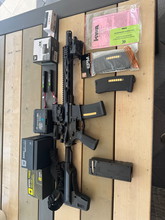 Bild für KWA RM4 ronin AEG met accessoires ZGAN