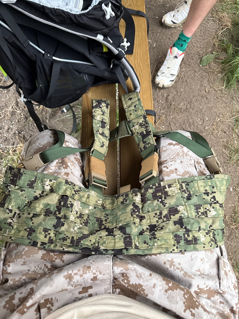 Image 1 pour Chest rig AOR2