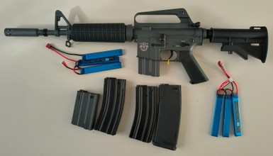 Imagen para E&C XM177E1 AEG kestrel etu met 5 magazijnen en 2 lipos