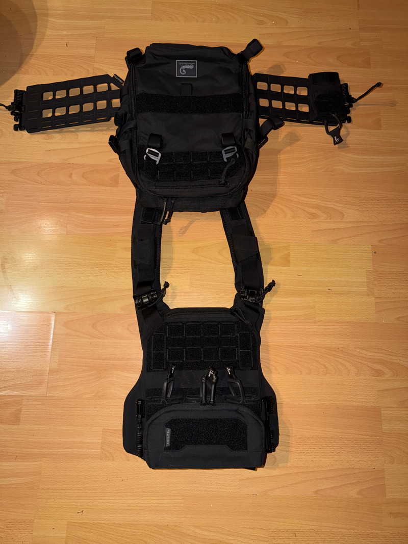 Image 1 for Lot of gear (agilite etc)