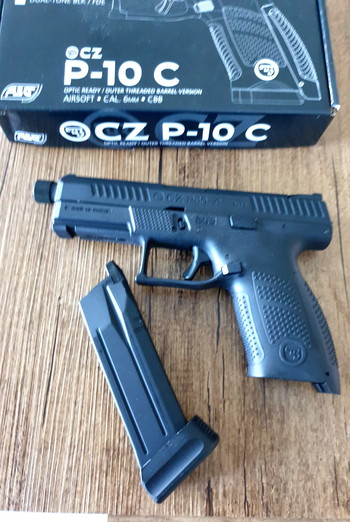 Imagen 3 de CZ -P10-C new in the box