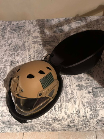 Image 2 for Warq Helmet + Transport Case