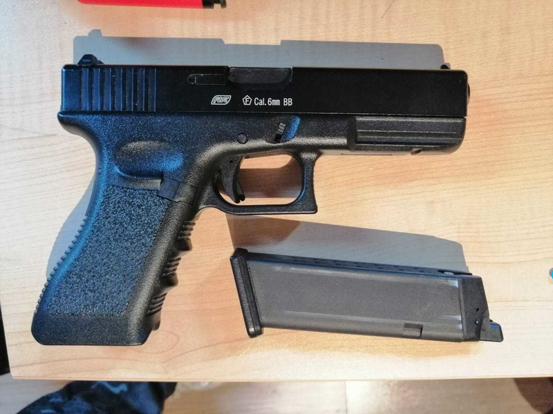 Bild 1 für KWA / ASG Glock 17 + Greengas