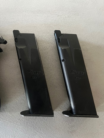 Image 3 for Zgan: Te koop TM Sig Sauer P226 met extra magazijn