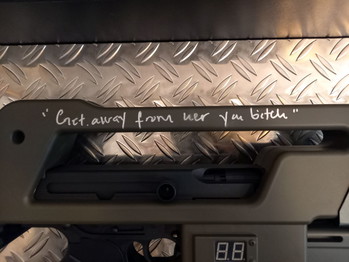 Afbeelding 2 van Aliens Pulse Rifle - Signed by Sigourney Weaver (Ripley) - Matrix MTX-Pro Airsoft Replica, Celebrity Authentics Certified