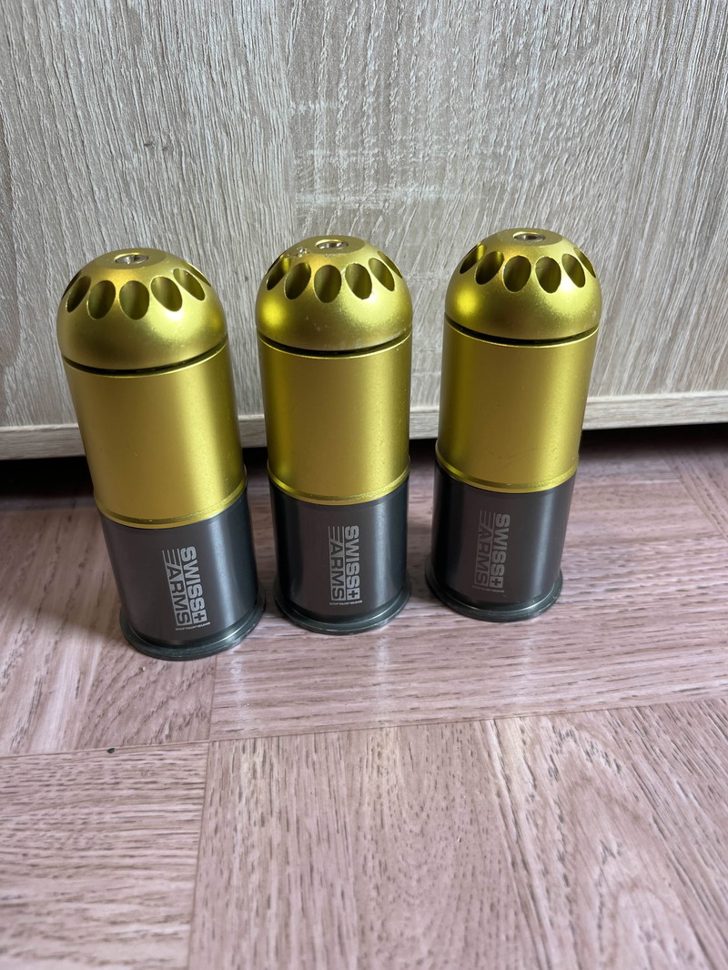 Imagen 1 de 3 swiss arms grendades