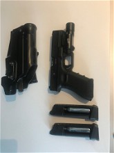 Image for Glock 17 + Safariland Repro holster