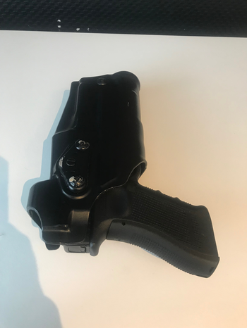 Image 2 for Glock 17 + Safariland Repro holster