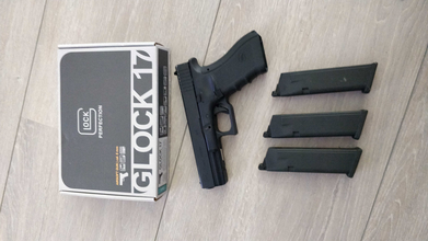 Afbeelding van Umarex Glock 17 Gen 4 Co2 1.3 Joule Blowback  - 3x 1.3 Joule Mags + Circa 40x Swiss Arms Co2 Capsules