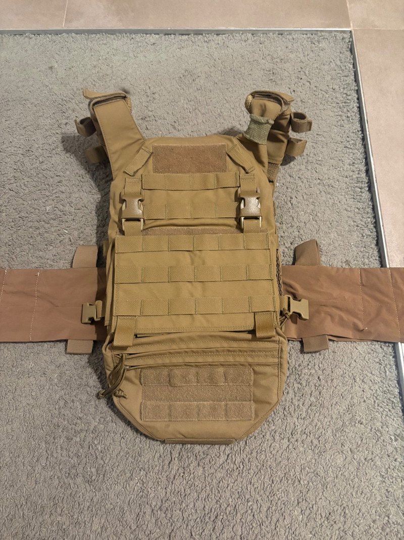 Image 1 for Recon plate met chest rig en elastiek cumberbands