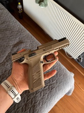 Image pour Pistol tan