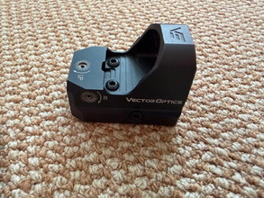 Afbeelding van Vector Optics Frenzy 1x17x24 3 MOA Red Dot - SCRD-19II