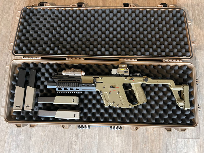 Image 1 for Vente A&K Kriss Vector + 4 chargeur + Eotech réplique + AN/PEQ fonctionnelle réplique + garde main NITRO M lock