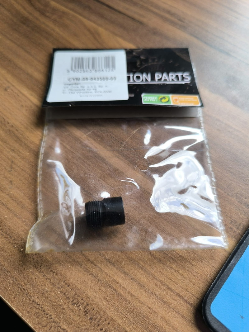 Imagen 1 de Adaptateur Cyma 14 mm CCW pour répliques MP5 A4/A5 T207